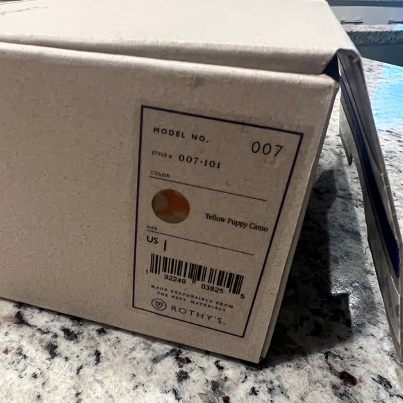 NEW Rothy’s kids size 1 puppy dog slip on tennis shoes sneakers yellow camo - Picture 2 of 4